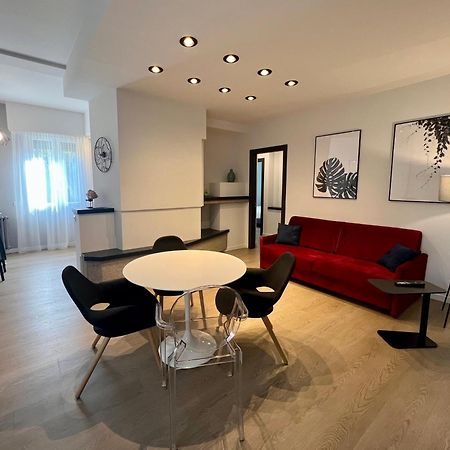 Residence Il Melograno Сирмионе Екстериор снимка