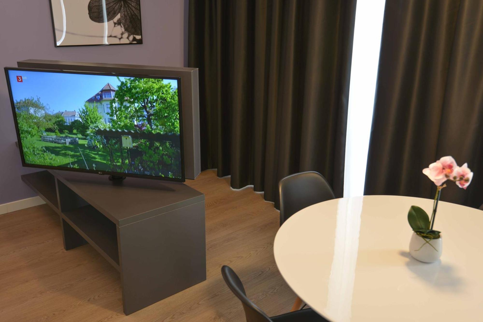 Residence Il Melograno Сирмионе Екстериор снимка